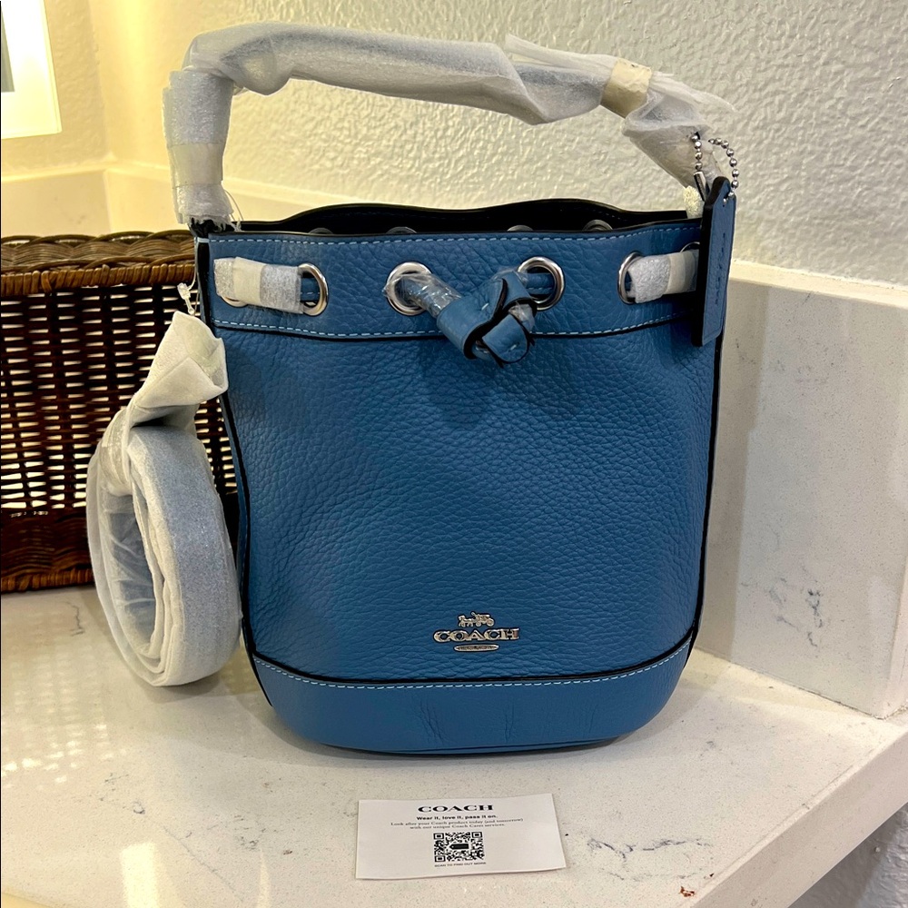 Coach Sky Blue Leather Shoulder/crossbody Bag. new in packaging silver hardware